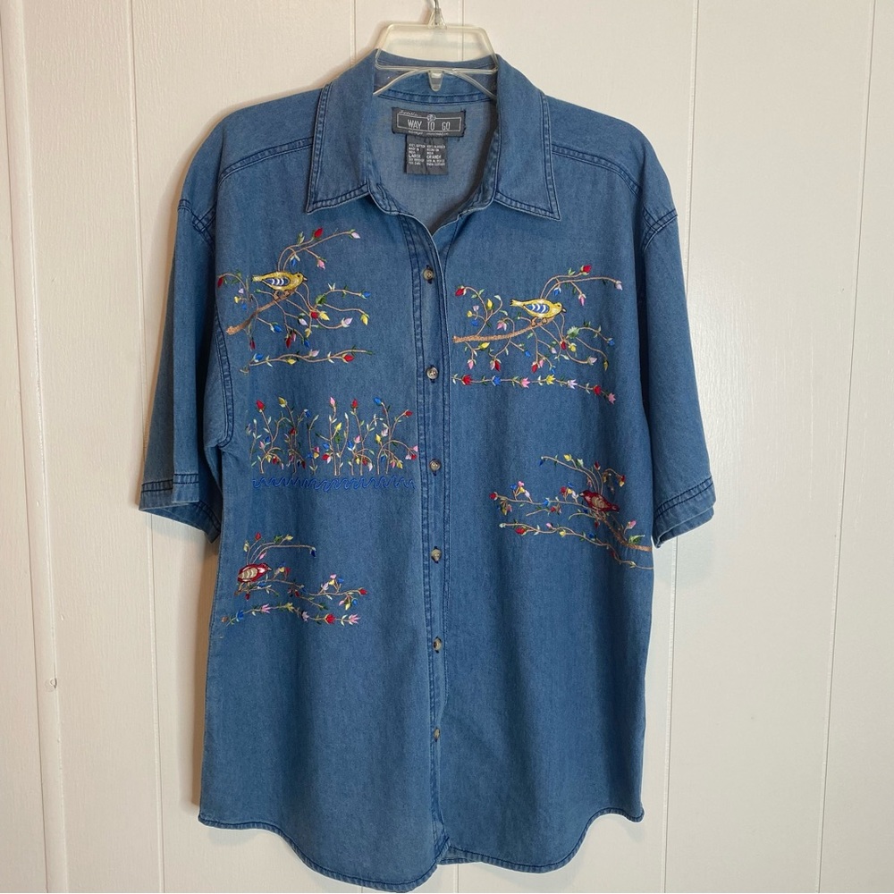 Vintage Way to go denim embroidered bird on branches. Size Large, 100% Cotton